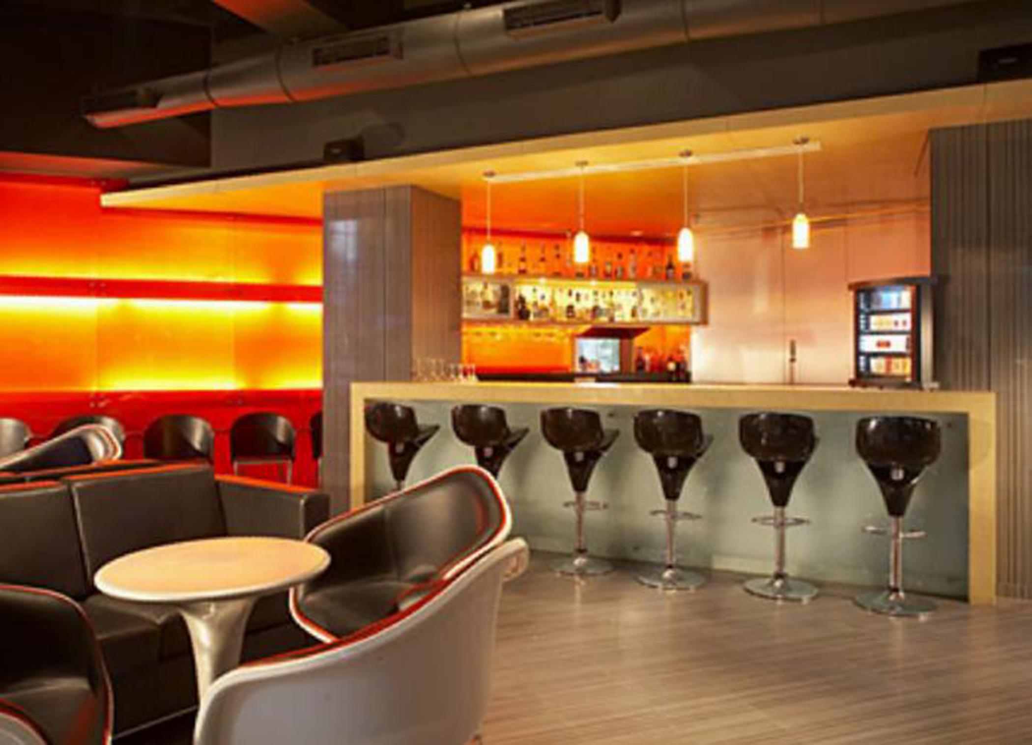 Hotel Satkar Residency Thána Kültér fotó